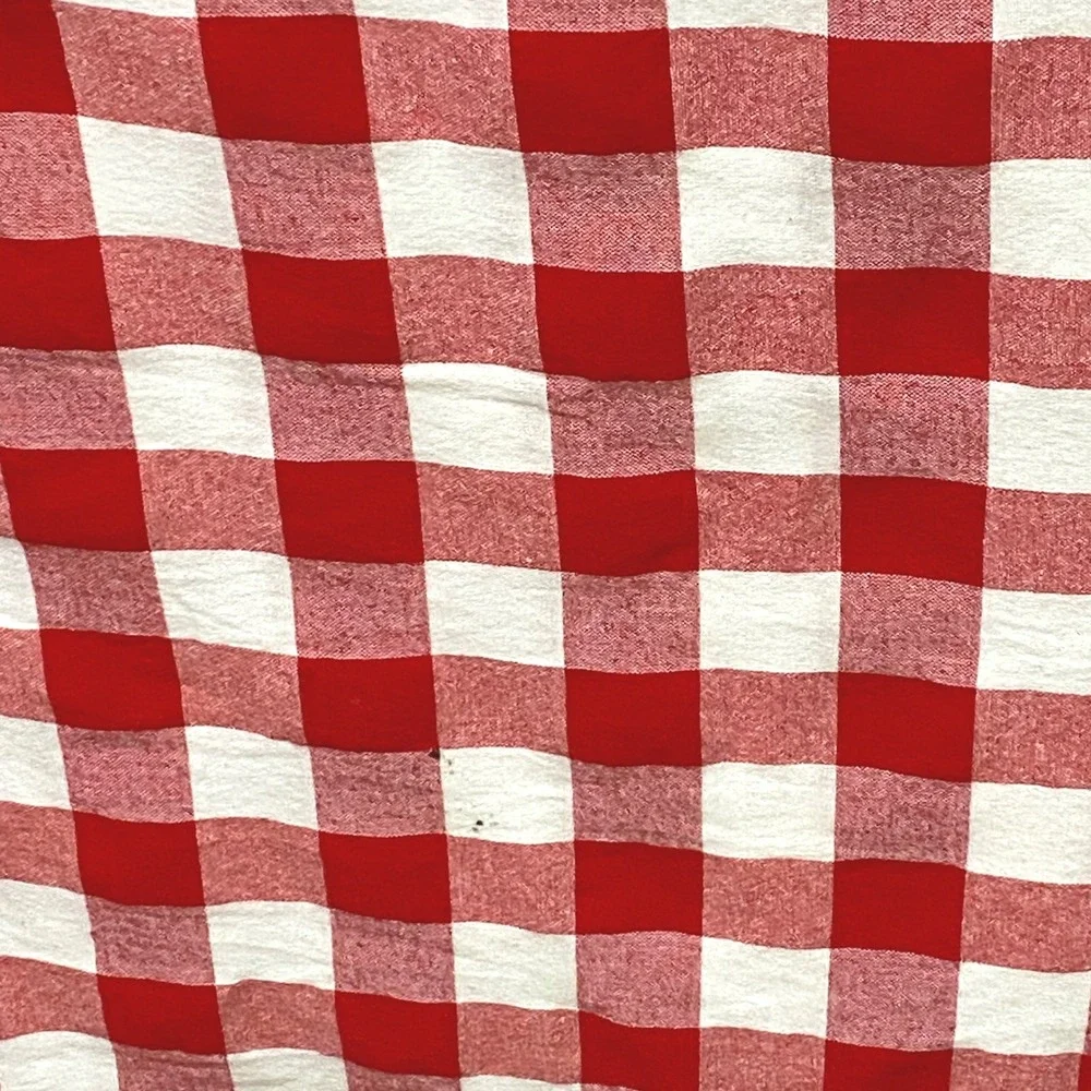 PW Pioneer Woman Red White Gingham Checkered Rectangular Tablecloth Cotton Blend